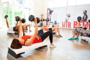 10 exercices de renforcement musculaire pour améliorer vos performances à vélo